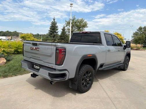 Thunderstorm Gray 2025 GMC Sierra 2500 AT4