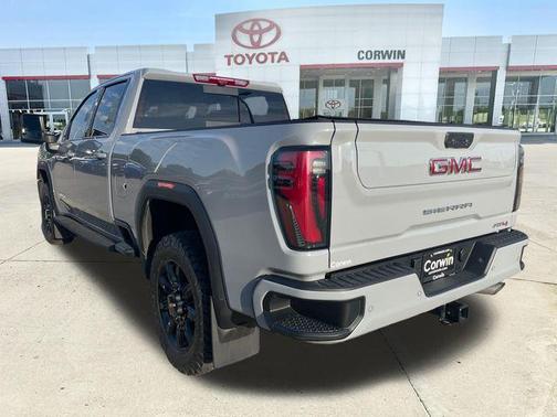Thunderstorm Gray 2025 GMC Sierra 2500 AT4