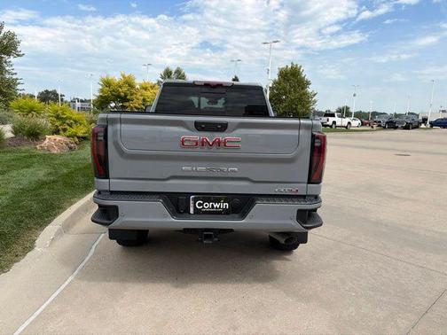 Thunderstorm Gray 2025 GMC Sierra 2500 AT4