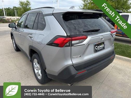Silver Sky Metallic 2019 Toyota RAV4 XLE