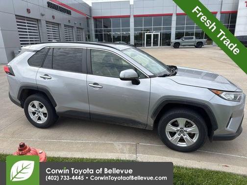 Silver Sky Metallic 2019 Toyota RAV4 XLE