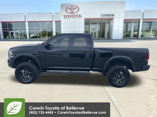 Diamond Black Crystal Pearlcoat 2019 RAM 1500 Classic Warlock Quad Cab 4x4 6'4' Box