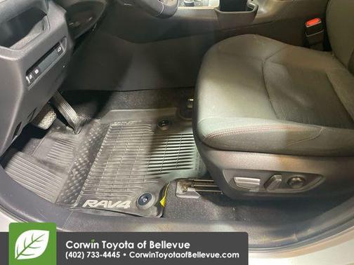 2022 Toyota RAV4 Prime SE