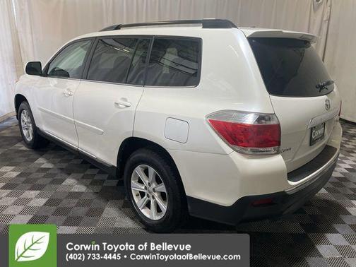 2011 Toyota Highlander SE