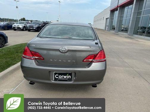 2005 Toyota Avalon Limited