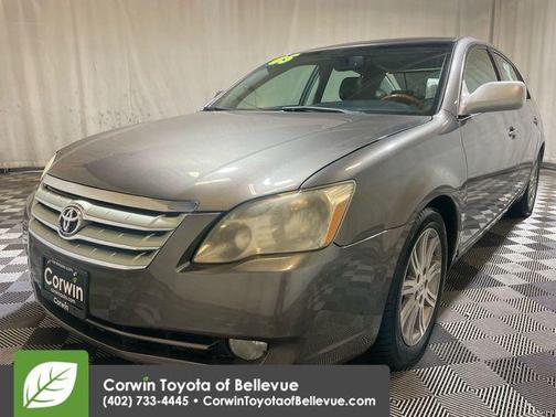 2005 Toyota Avalon Limited