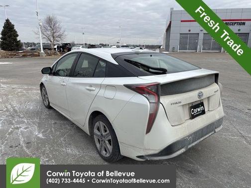 2016 Toyota Prius Four Touring