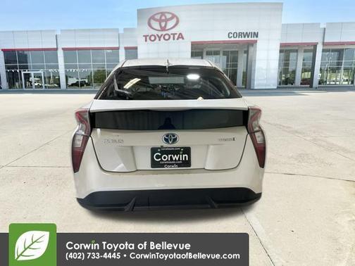 2016 Toyota Prius Four Touring