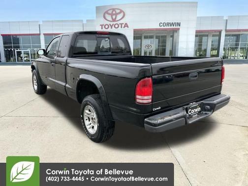 2003 Dodge Dakota Base