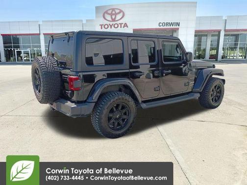 Black Clearcoat 2018 Jeep Wrangler Unlimited Sahara