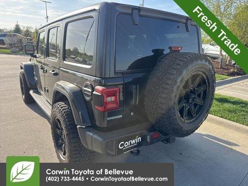 Black Clearcoat 2018 Jeep Wrangler Unlimited Sahara