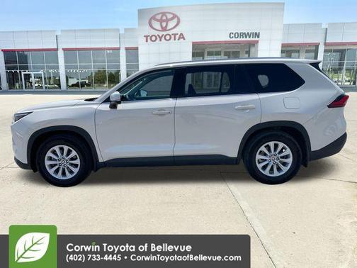 Cream 2024 Toyota Grand Highlander XLE