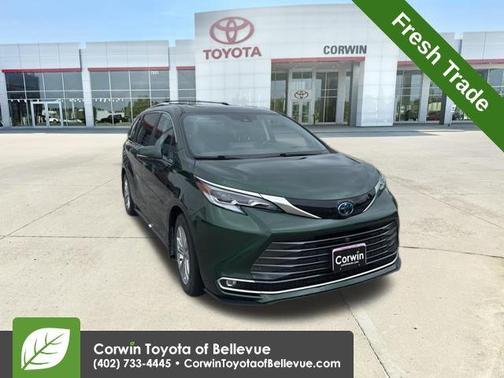 Cypress 2023 Toyota Sienna Platinum 7 Passenger
