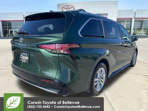 Cypress 2023 Toyota Sienna Platinum 7 Passenger