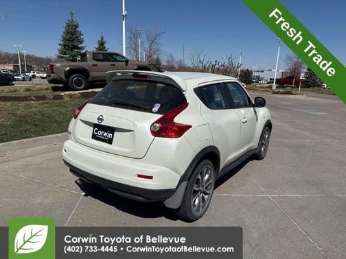 Glacier Pearl 2011 Nissan Juke S