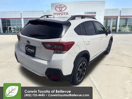 Crystal White Pearl 2022 Subaru Crosstrek Premium