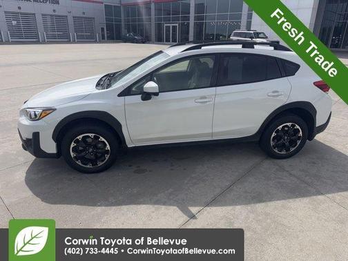 Crystal White Pearl 2022 Subaru Crosstrek Premium
