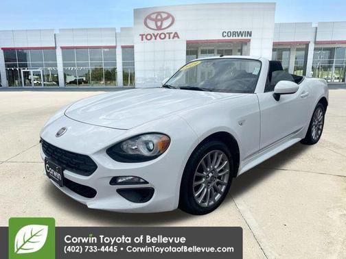 2019 FIAT 124 Spider Base