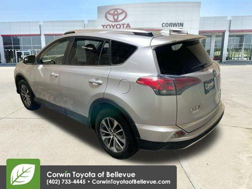 2016 Toyota RAV4 Hybrid XLE