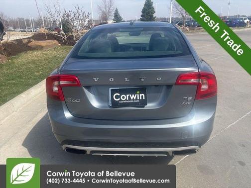 Osmium Grey Metallic 2016 Volvo S60 Cross Country T5 Platinum