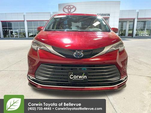 2022 Toyota Sienna Platinum