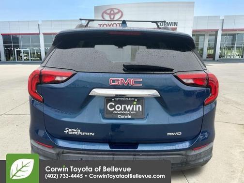 Blue Emerald Metallic 2020 GMC Terrain SLE