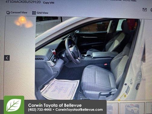 Ice Cap 2025 Toyota Camry LE