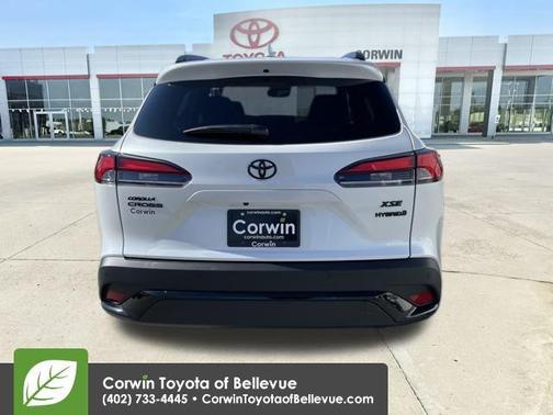 2024 Toyota Corolla Hybrid SE