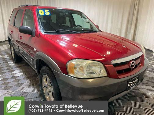 2005 Mazda Tribute s