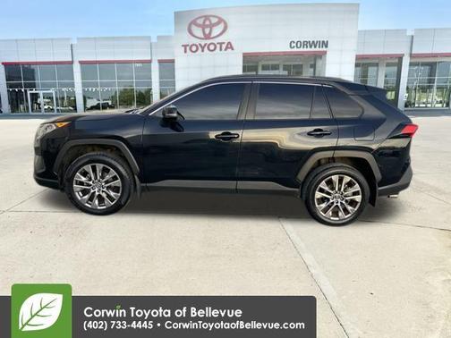 2019 Toyota RAV4 XLE Premium