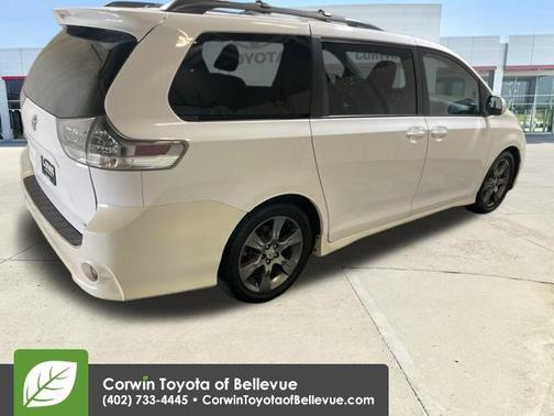 2015 Toyota Sienna SE