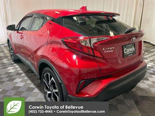 2021 Toyota C-HR XLE