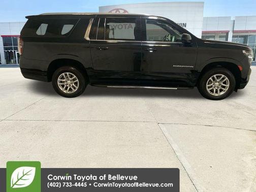 2023 Chevrolet Suburban LT