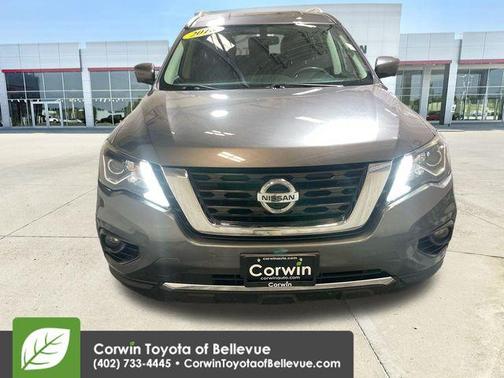 2018 Nissan Pathfinder SL