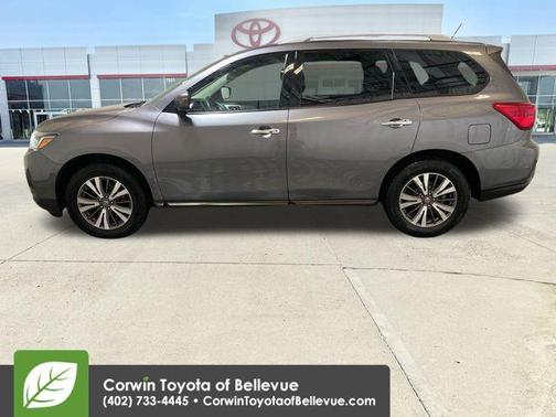 2018 Nissan Pathfinder SL