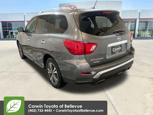 2018 Nissan Pathfinder SL