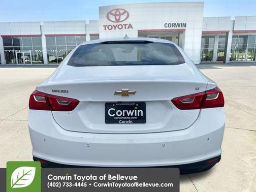 Summit White 2024 Chevrolet Malibu FWD 1LT