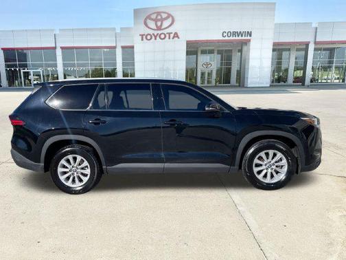 Midnight Black Metallic 2025 Toyota Grand Highlander XLE