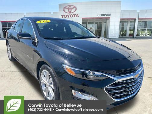 Mosaic Black Metallic 2025 Chevrolet Malibu FWD 1LT