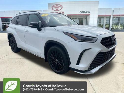 Wind Chill Pearl 2023 Toyota Highlander XSE