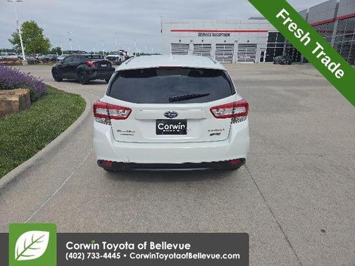 Crystal White Pearl 2019 Subaru Impreza 2.0i Sport