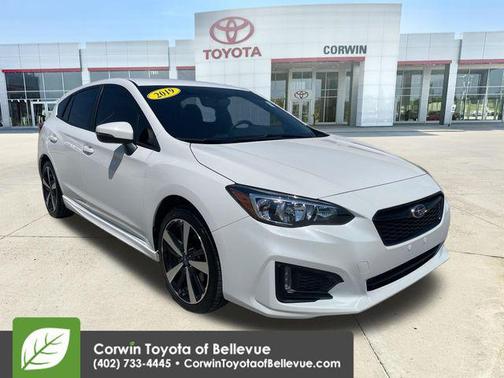 Crystal White Pearl 2019 Subaru Impreza 2.0i Sport