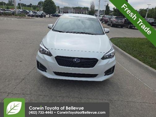 Crystal White Pearl 2019 Subaru Impreza 2.0i Sport