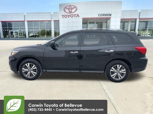 2019 Nissan Pathfinder SL