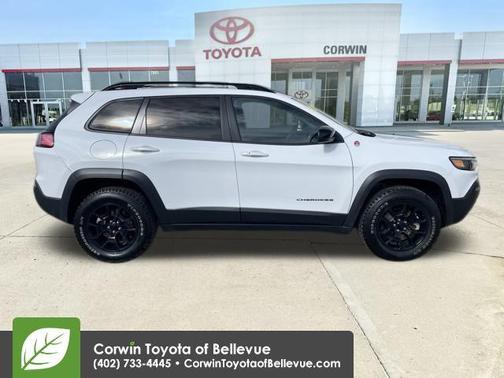 2022 Jeep Cherokee Trailhawk