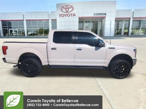 White Platinum Clearcoat Metallic 2018 Ford F-150 Lariat
