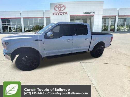 White Platinum Clearcoat Metallic 2018 Ford F-150 Lariat