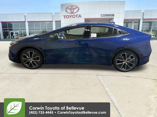 2025 Toyota Prius XLE