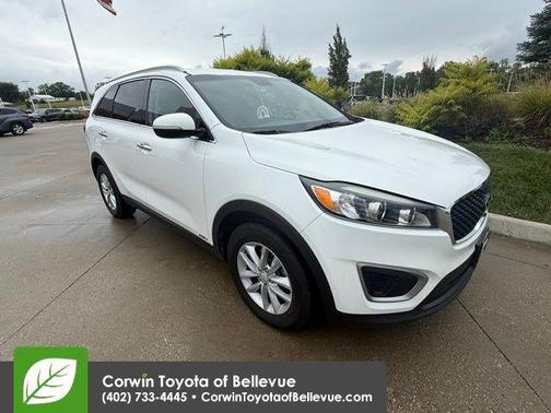 2018 Kia Sorento LX