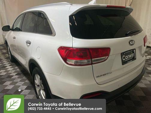 2018 Kia Sorento LX